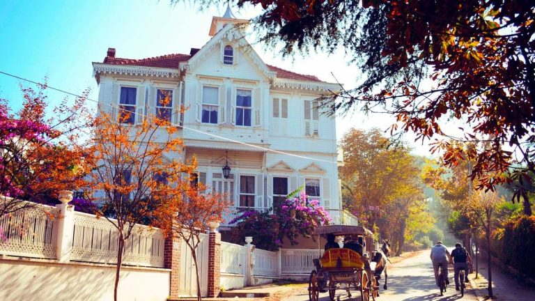 Büyükada Gezi Rehberi