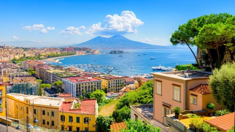 Napoli'de Görmeniz Gereken 4 Yer